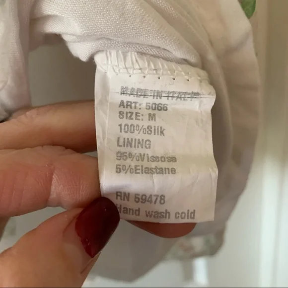 Floral silk blouse perfect for spring - Picture 4 of 6